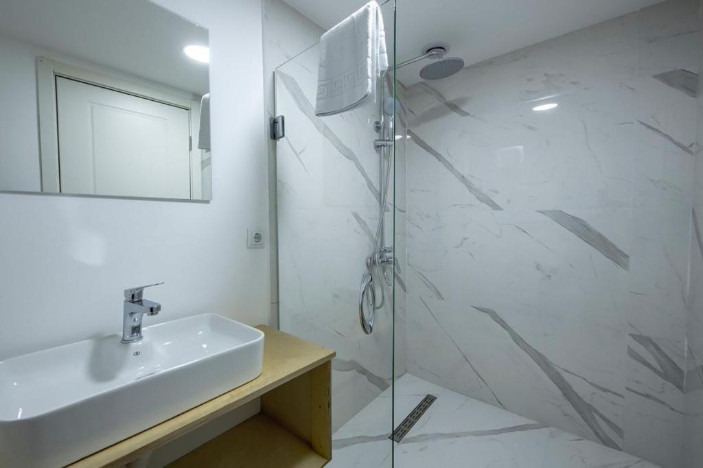 Opera Boutique Hotel Tbilisi Ngoại thất bức ảnh